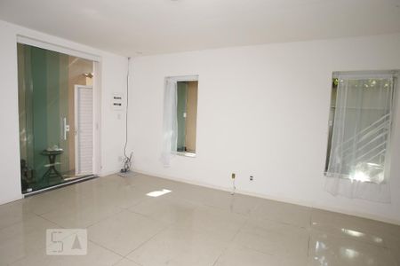Casa para alugar com 160m², 2 quartos e 1 vagaSala