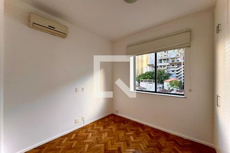 Quarto de apartamento para alugar com 2 quartos, 80m² em Botafogo, Rio de Janeiro