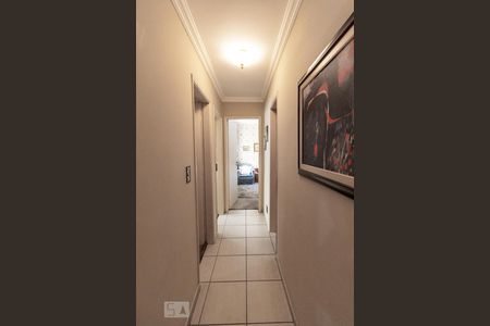 Corredor de apartamento à venda com 3 quartos, 74m² em Jardim das Acácias, São Paulo