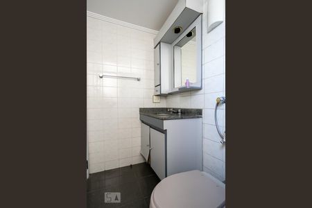 Apartamento para alugar com 72m², 3 quartos e 2 vagas Apartamento para alugar com 72m², 3 quartos e 2 vagasBanheiro da Suíte
