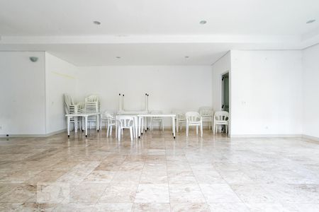 Apartamento para alugar com 72m², 3 quartos e 2 vagas Apartamento para alugar com 72m², 3 quartos e 2 vagasÁrea comum - Salão de jogos