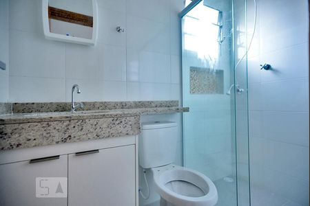 Banheiro de casa de condomínio para alugar com 1 quarto, 34m² em Vila Guilherme, São Paulo