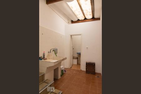 Casa à venda com 266m², 5 quartos e 4 vagasÁrea de serviço