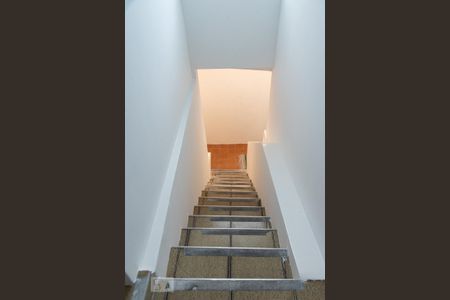 Casa à venda com 266m², 5 quartos e 4 vagasEscada