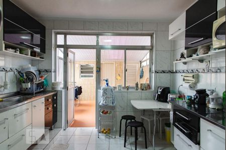 Casa à venda com 266m², 5 quartos e 4 vagasCozinha