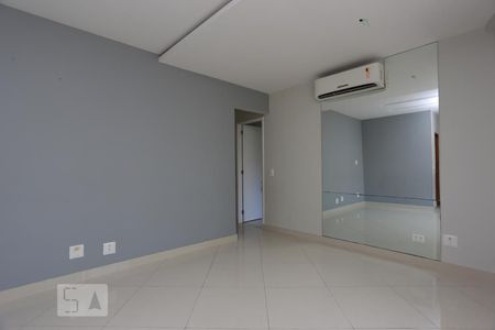 Sala de apartamento para alugar com 2 quartos, 80m² em Estácio, Rio de Janeiro