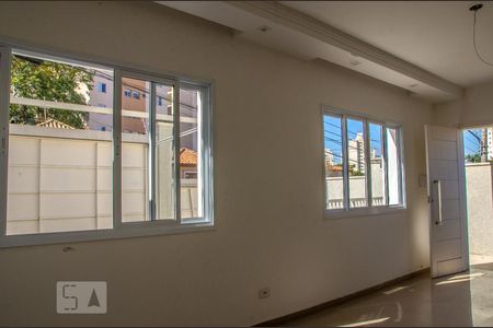 Sala de casa à venda com 2 quartos, 115m² em Vila Pita, São Paulo