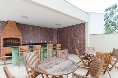 Apartamento para alugar com 55m², 2 quartos e 1 vaga Apartamento para alugar com 55m², 2 quartos e 1 vagaÁrea comum - Churrasqueira