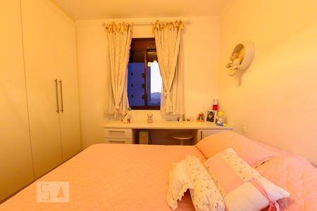 Apartamento à venda com 200m², 4 quartos e 4 vagas Apartamento à venda com 200m², 4 quartos e 4 vagasSuite 3