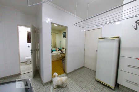 Apartamento à venda com 200m², 4 quartos e 4 vagas Apartamento à venda com 200m², 4 quartos e 4 vagasArea de Serviço