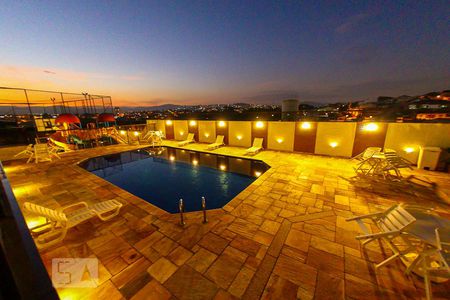 Apartamento à venda com 200m², 4 quartos e 4 vagas Apartamento à venda com 200m², 4 quartos e 4 vagasArea Comum