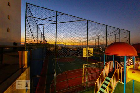 Apartamento à venda com 200m², 4 quartos e 4 vagas Apartamento à venda com 200m², 4 quartos e 4 vagasArea Comum