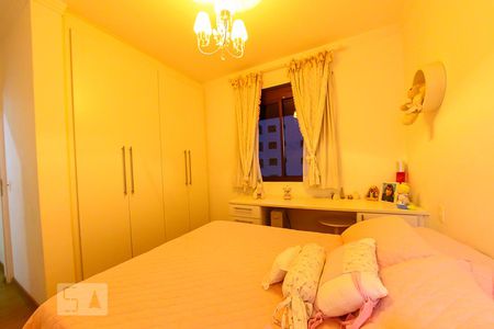 Apartamento à venda com 200m², 4 quartos e 4 vagas Apartamento à venda com 200m², 4 quartos e 4 vagasSuite 3