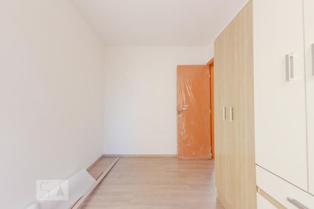 Quarto 2 de apartamento para alugar com 2 quartos, 45m² em Protásio Alves, Porto Alegre