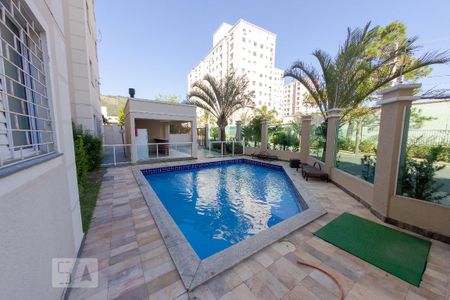 Apartamento à venda com 45m², 2 quartos e 1 vaga Apartamento à venda com 45m², 2 quartos e 1 vagaÁrea comum - Piscina