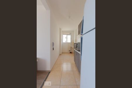 Apartamento à venda com 45m², 2 quartos e 1 vaga Apartamento à venda com 45m², 2 quartos e 1 vagaCozinha e Área de Serviço