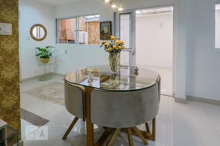 Apartamento à venda com 131m², 2 quartos e sem vagaSala 02