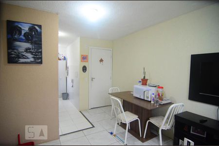 Sala de apartamento à venda com 2 quartos, 40m² em Mato Grande, Canoas