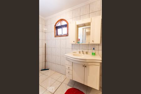 Casa à venda com 250m², 5 quartos e 2 vagas Casa à venda com 250m², 5 quartos e 2 vagasBanheiro da Suíte 2