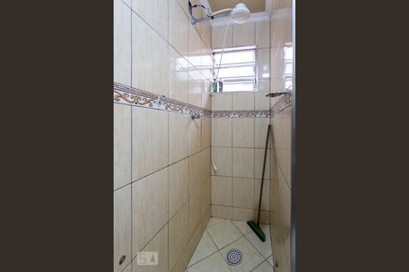 Casa à venda com 250m², 5 quartos e 2 vagas Casa à venda com 250m², 5 quartos e 2 vagasBanheiro