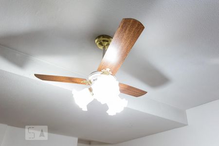 Detalhe de casa à venda com 5 quartos, 250m² em Cidade das Flores, Osasco