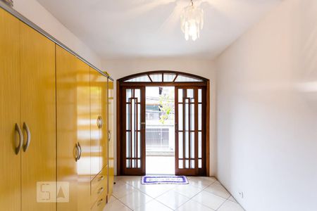 Suíte de casa à venda com 5 quartos, 250m² em Cidade das Flores, Osasco