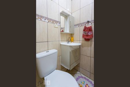 Casa à venda com 250m², 5 quartos e 2 vagas Casa à venda com 250m², 5 quartos e 2 vagasBanheiro