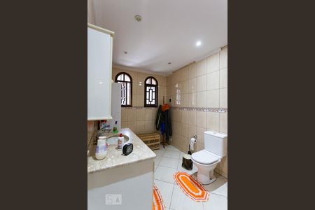 Casa à venda com 250m², 5 quartos e 2 vagas Casa à venda com 250m², 5 quartos e 2 vagasBanheiro da Suíte