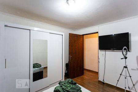 Casa à venda com 250m², 5 quartos e 2 vagas Casa à venda com 250m², 5 quartos e 2 vagasQuarto 3