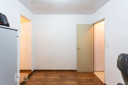 Casa à venda com 250m², 5 quartos e 2 vagas Casa à venda com 250m², 5 quartos e 2 vagasQuarto 2