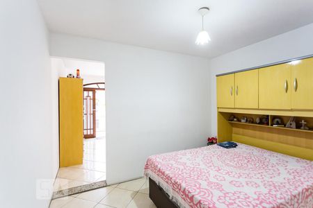 Casa à venda com 250m², 5 quartos e 2 vagas Casa à venda com 250m², 5 quartos e 2 vagasQuarto