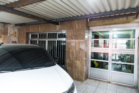 Casa à venda com 315m², 3 quartos e 2 vagas Casa à venda com 315m², 3 quartos e 2 vagasGaragem
