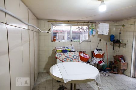 Casa à venda com 315m², 3 quartos e 2 vagas Casa à venda com 315m², 3 quartos e 2 vagasÁrea de Serviço
