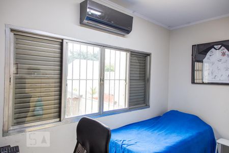 Casa à venda com 315m², 3 quartos e 2 vagas Casa à venda com 315m², 3 quartos e 2 vagasQuarto 3