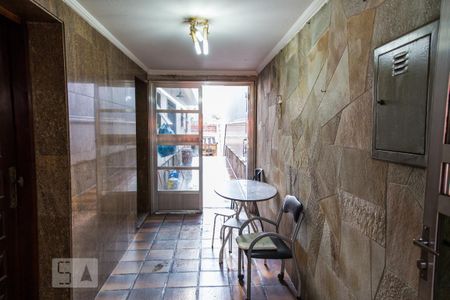 Casa à venda com 315m², 3 quartos e 2 vagas Casa à venda com 315m², 3 quartos e 2 vagasEntrada