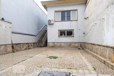 Casa à venda com 315m², 3 quartos e 2 vagas Casa à venda com 315m², 3 quartos e 2 vagasQuintal