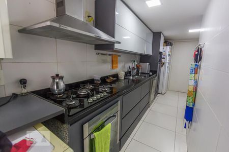 Apartamento à venda com 110m², 3 quartos e 2 vagasCozinha e Área de Serviço