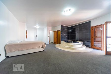 Casa à venda com 500m², 4 quartos e 3 vagas Casa à venda com 500m², 4 quartos e 3 vagasQuarto 1