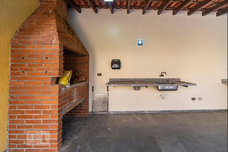 Casa à venda com 500m², 4 quartos e 3 vagas Casa à venda com 500m², 4 quartos e 3 vagasChurrasqueira