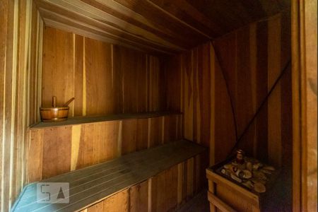 Casa à venda com 500m², 4 quartos e 3 vagas Casa à venda com 500m², 4 quartos e 3 vagasSauna