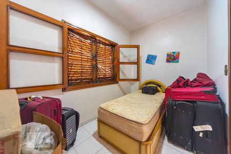 Casa à venda com 500m², 4 quartos e 3 vagas Casa à venda com 500m², 4 quartos e 3 vagasQuarto de Serviço