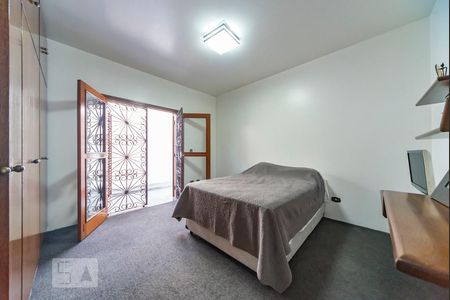 Casa à venda com 500m², 4 quartos e 3 vagas Casa à venda com 500m², 4 quartos e 3 vagasQuarto 4