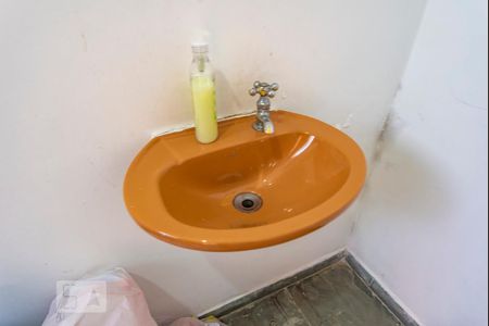 Casa à venda com 500m², 4 quartos e 3 vagas Casa à venda com 500m², 4 quartos e 3 vagasPia