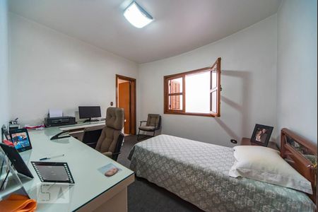 Casa à venda com 500m², 4 quartos e 3 vagas Casa à venda com 500m², 4 quartos e 3 vagasQuarto 3