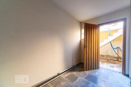 Casa à venda com 500m², 4 quartos e 3 vagas Casa à venda com 500m², 4 quartos e 3 vagasVestário 2