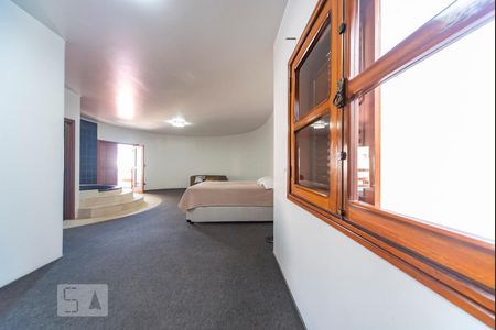 Casa à venda com 500m², 4 quartos e 3 vagas Casa à venda com 500m², 4 quartos e 3 vagasQuarto 1