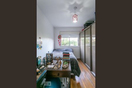 Apartamento à venda com 120m², 3 quartos e 3 vagasQuarto 2 