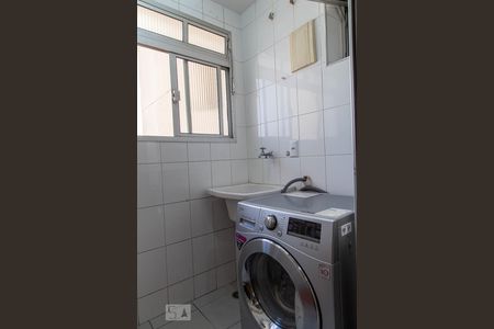 Apartamento para alugar com 67m², 2 quartos e 1 vagaÁrea de Serviço