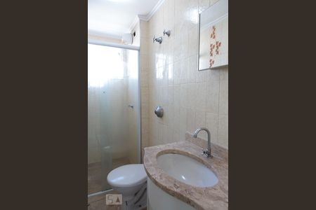 Banheiro de apartamento para alugar com 1 quarto, 49m² em Moema, São Paulo