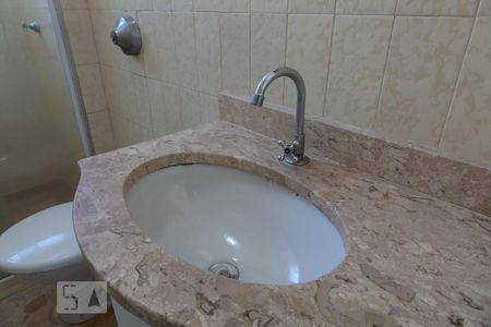 Banheiro de apartamento para alugar com 1 quarto, 49m² em Moema, São Paulo